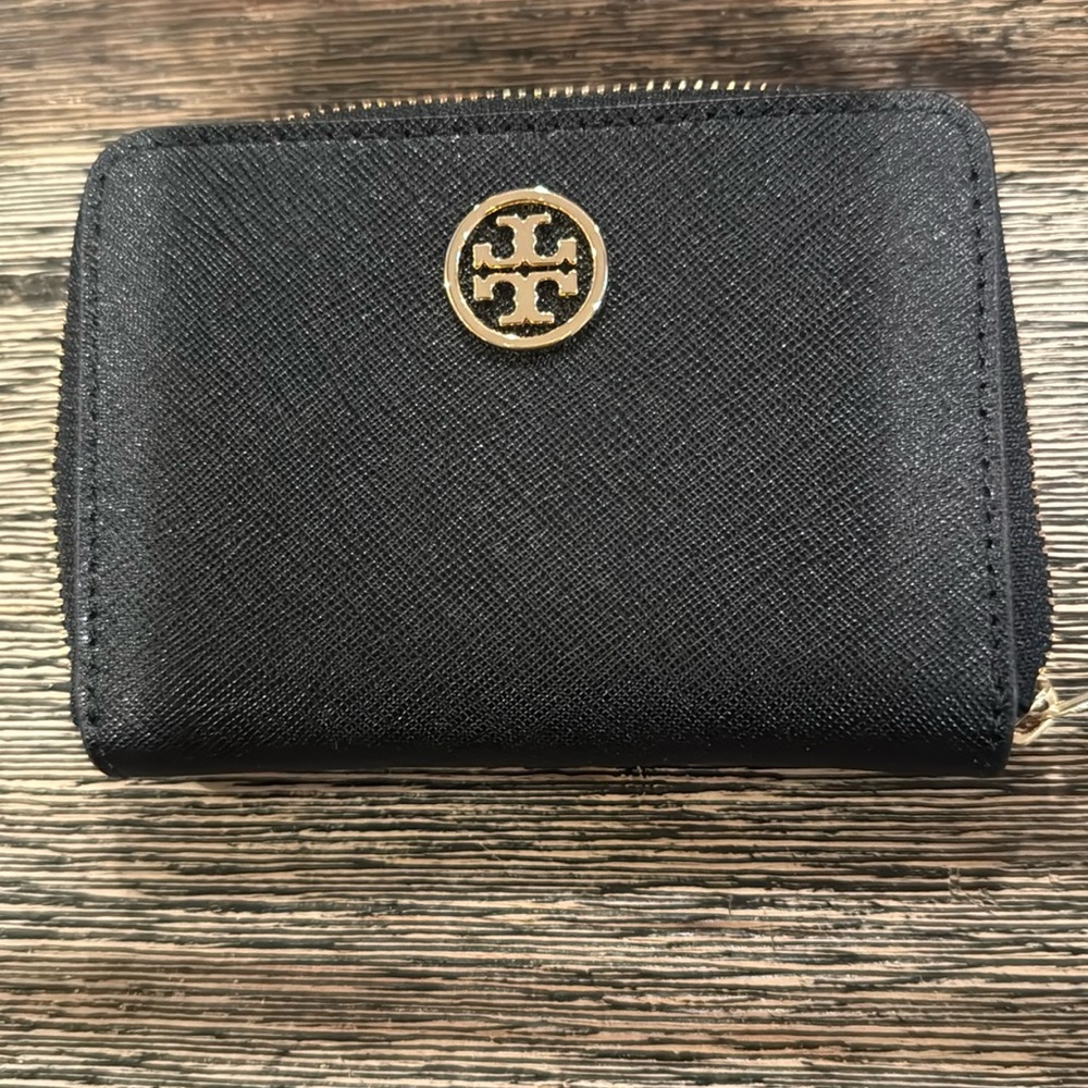 Tory Burch wallet